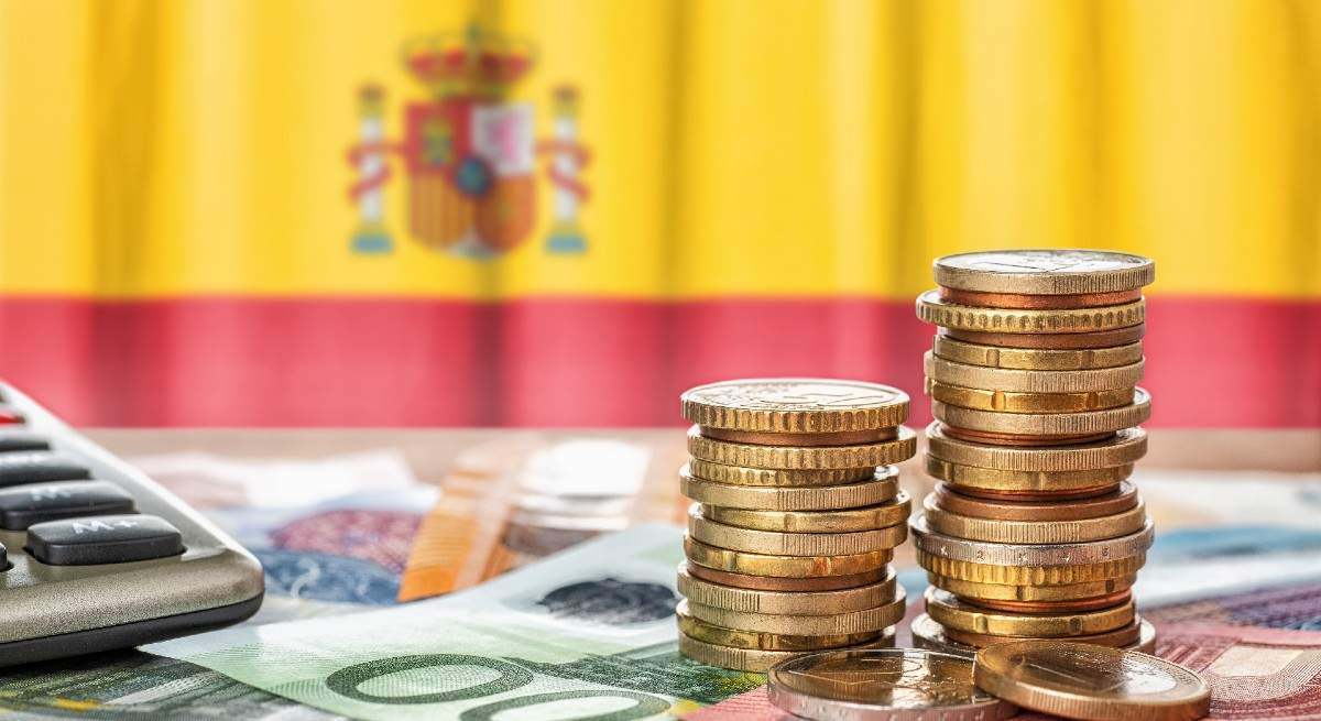 Impuestos, apagón y otros casos del montón