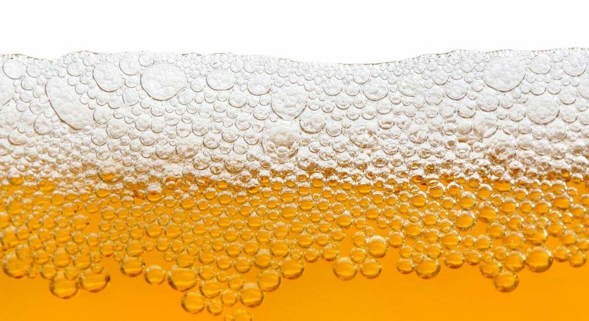 Los efectos en el estómago de beber cerveza todos los días