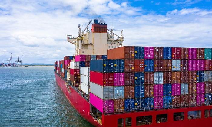 barco-buque-portacontenedores-contenedores-mar-istock.jpg