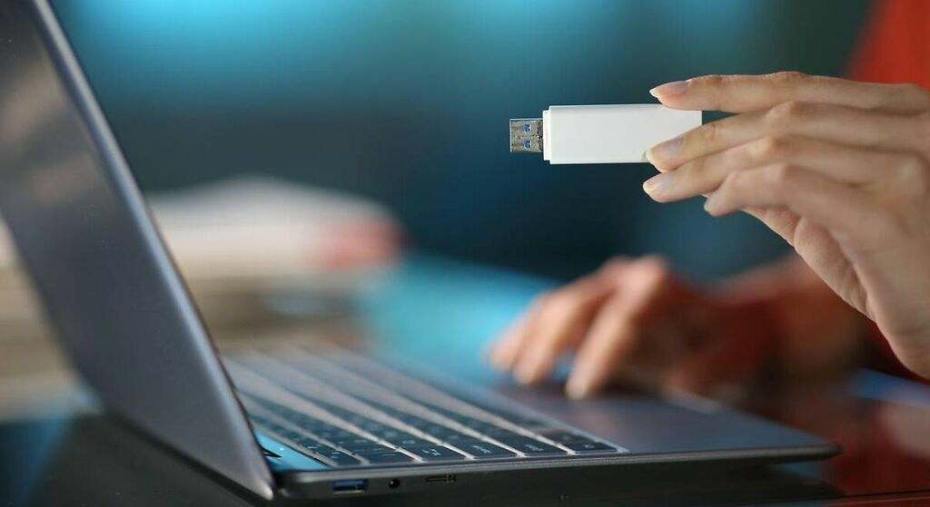 Quien tiene un pendrive en casa tiene un tesoro: por qué y para qué sirve