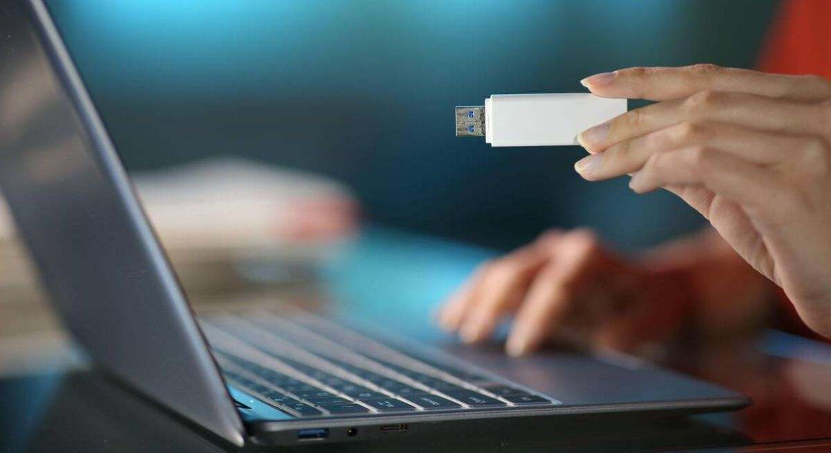 Quien tiene un pendrive en casa tiene un tesoro: por qué y para qué sirve