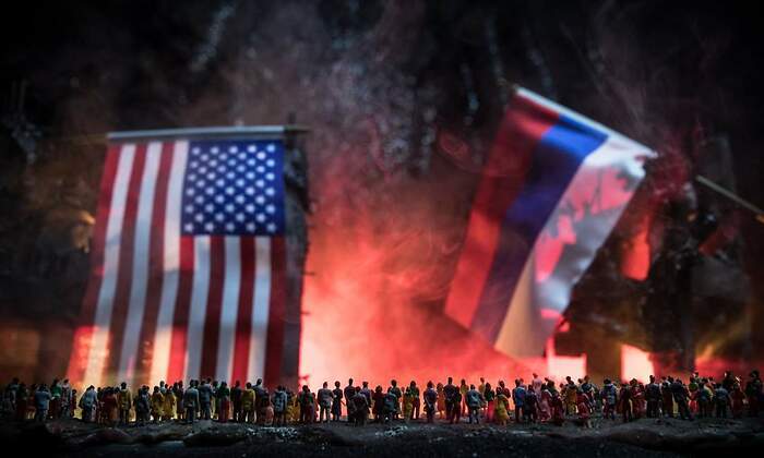 guerra-rusia-eeuu-banderas-dreamstime.jpg