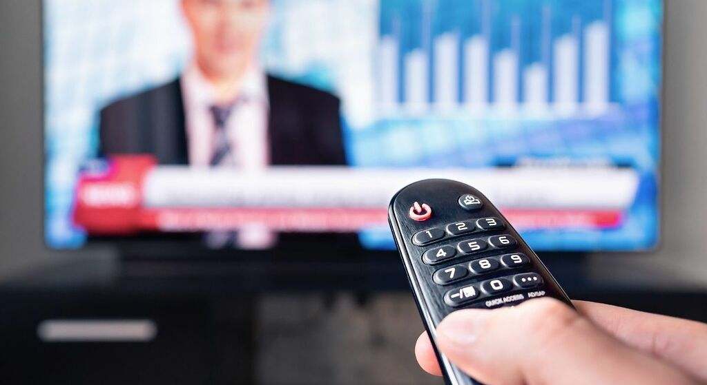 No dejes la televisión en 'stand by'
