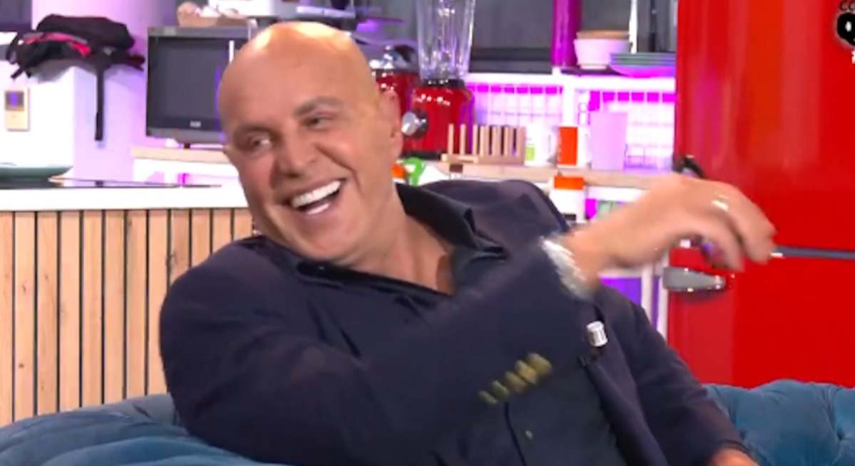 Kiko Matamoros se mofa de 'TardeAR' tras descubrir cómo se refieren a él:  "Es patético, ¿no os da vergüenza?"