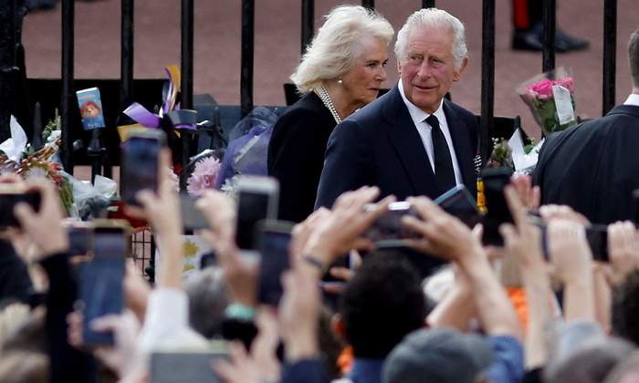 camilla-carlos-1200.jpg