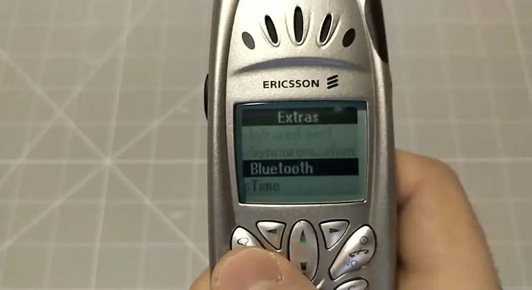 Uno de los primero teléfonos móviles con tecnología bluetooth