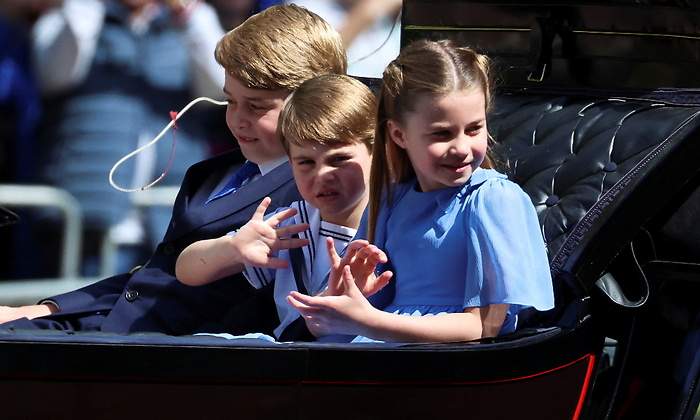 desfile-hijos-kate-guillermo.jpg
