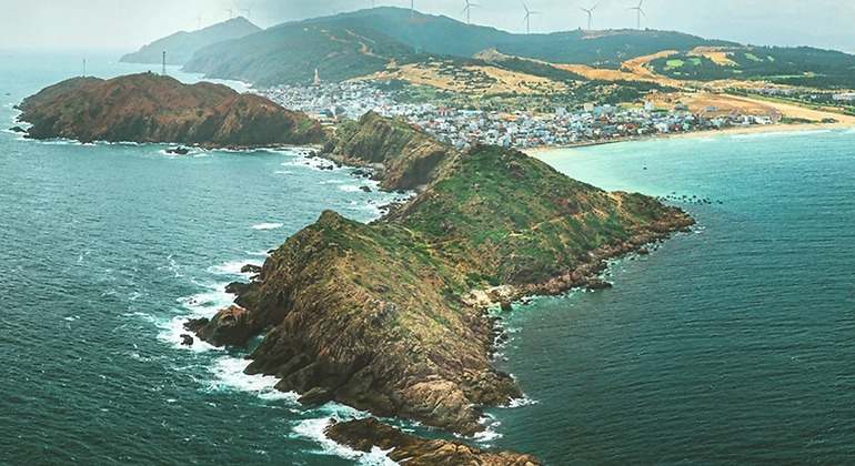 Vista aérea de los acantilados Eo Gio, en Quy Nhon.