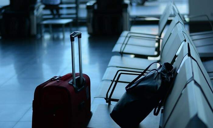 airport-gb7176ef78_1280-1.jpg
