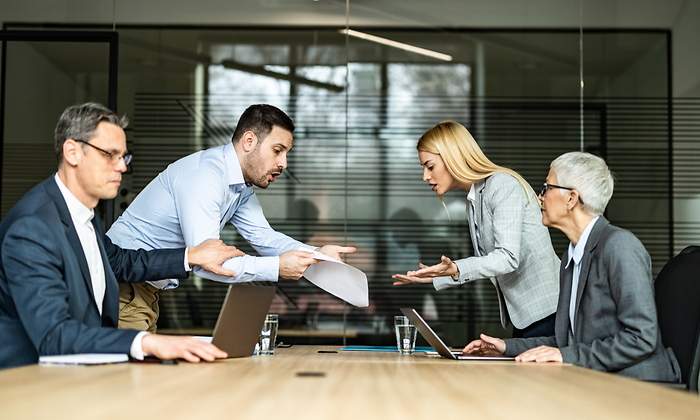 1200-x-655-Divorciados-con-abogados-Istock.jpg