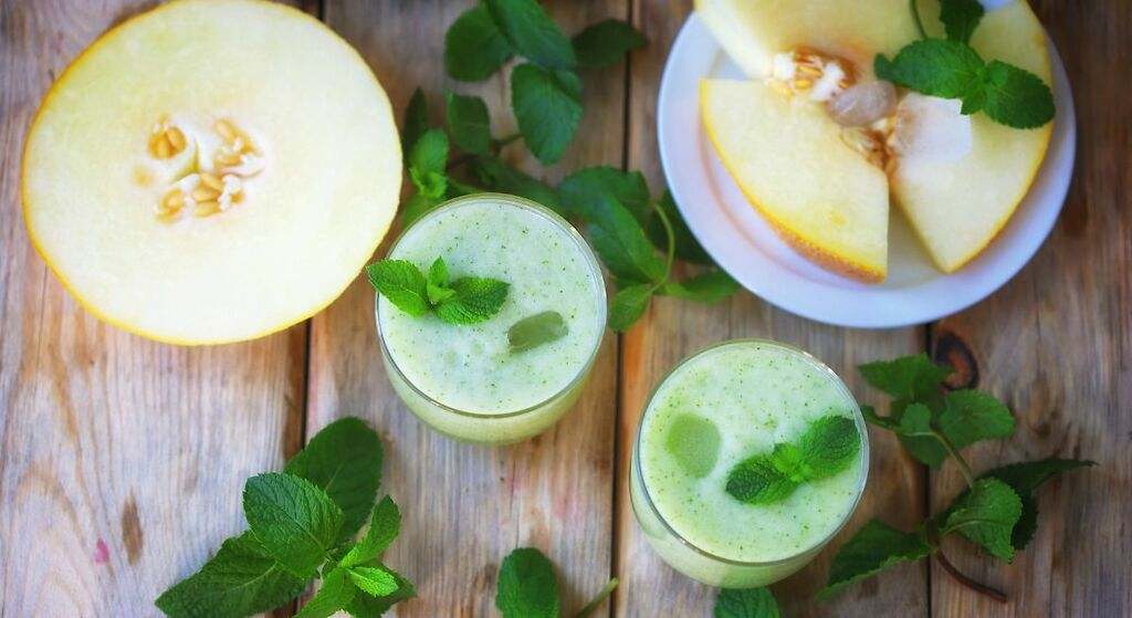Jugo de melón y hierbabuena