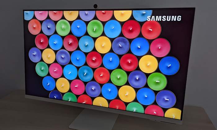 samsung-m8-1.jpg