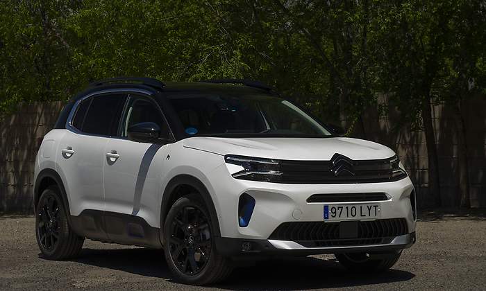 citroen_c5_aircross_hybrid_01.jpg
