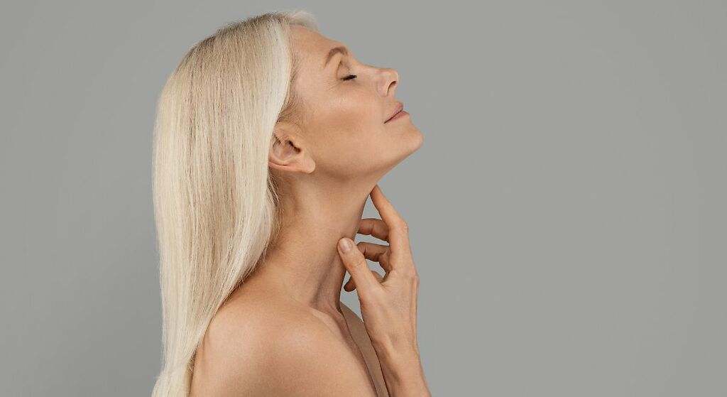 La vitamina que pocos saben que funciona para eliminar la papada en pocos días
