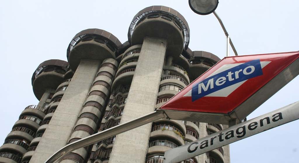 Anatomía del edificio más icónico de Madrid: así es Torres Blancas por dentro, del mítico arquitecto Sáenz de Oiza, una construcción llena de secretos