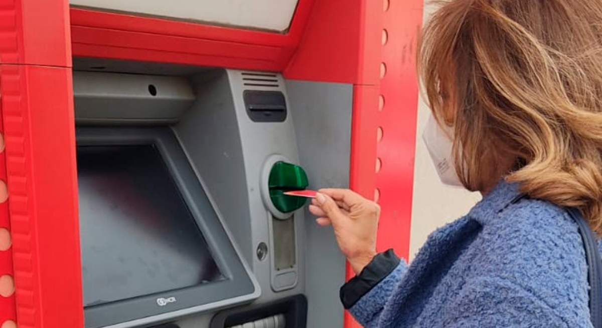 Banco Santander extends its financial inclusion goal to 15 million people by 2025