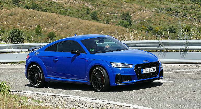 770x_AUDI-TT_03.jpg
