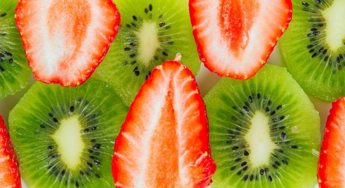 El cardiólogo Aurelio Rojas (Universidad de Málaga): "El kiwi, las fresas, la granada y los arándanos aumentan la oxidación de grasas"
