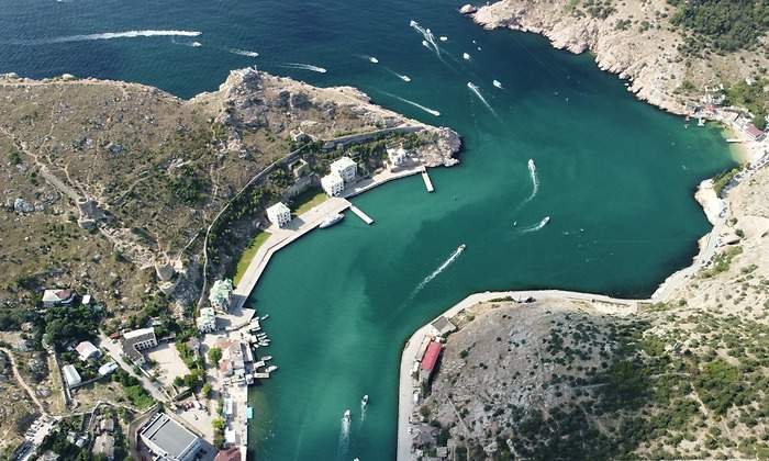 panoramica-salida-puerto-sebastopol-crimea.jpg
