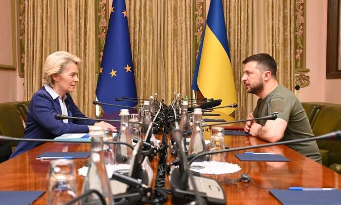 Von der Leyen y Zelensky