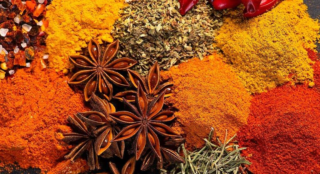 Oro rojo: la conocida especia en España que reduce el colesterol, mejora la memoria y previene enfermedades del corazón