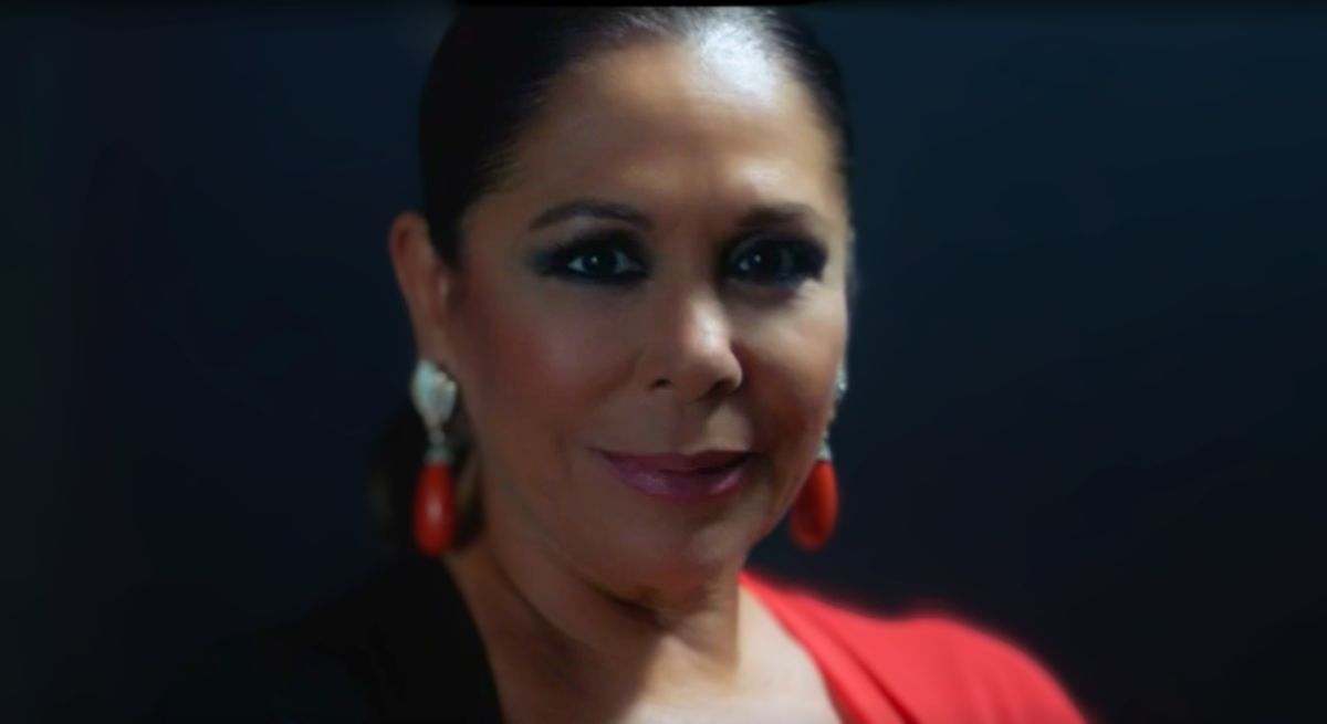 Isabel Pantoja da un giro a su vida y busca jefe de prensa: ¿se acerca el  fin de su guerra con los medios?