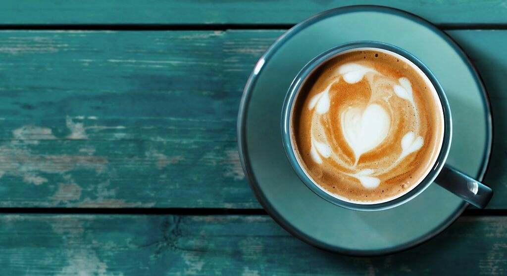 Un nuevo estudio científico señala que el café afecta al funcionamiento del cerebro: a partir de esta edad