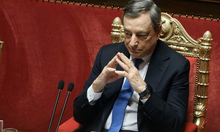 mario-draghi-mano-bloomberg-1200x655.jpg