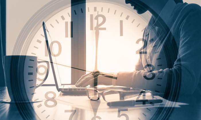 trabajo-reloj-istock.jpg
