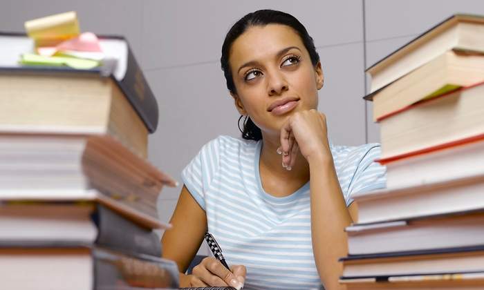 estudiante-libros.jpg