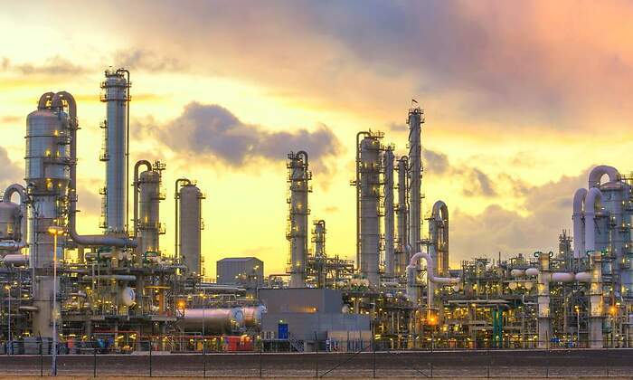 refineria-rotterdam.jpg