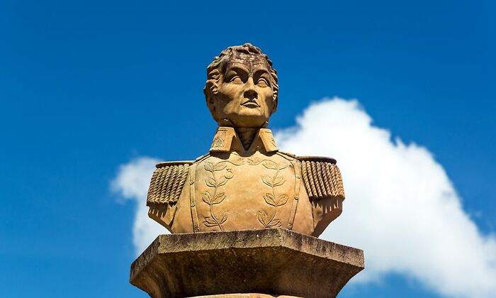 bolivar-sueno-moneda-dreamstime.jpg