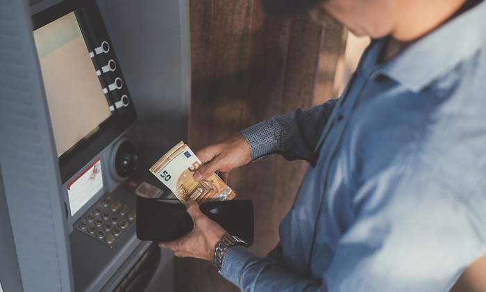 dinero-istock.jpg