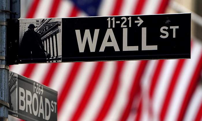 wall-street.jpg