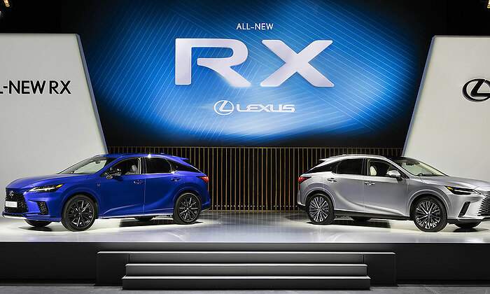 LEXUS-RX450.jpg