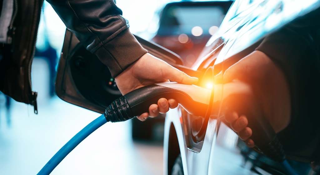 Este es el país europeo donde más cuesta cargar un coche eléctrico: España da la sorpresa