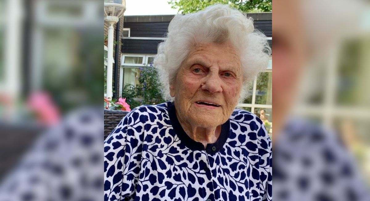 Ethel Caterham (116 años), sobre el secreto de la longevidad: "Nunca discutir con nadie. Escucho y hago lo que me gusta"