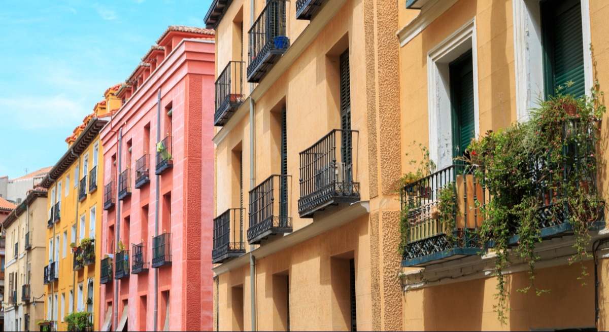 El alquiler de vivienda remonta en España tras un año de caídas, con Madrid muy por delante de Barcelona