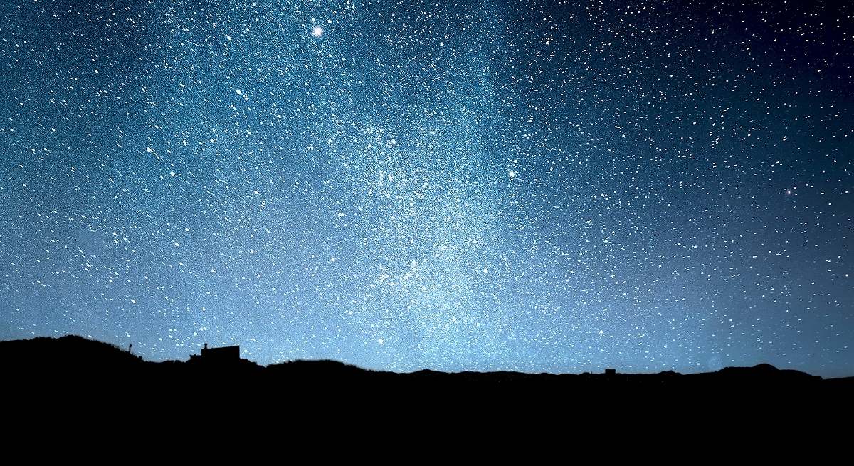 El astroturismo se convierte en la tendencia del verano 2025: los mejores destinos en España para poder realizarlo