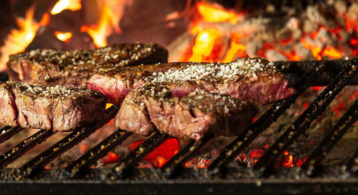 Adiós a la parrilla tradicional: la nueva forma de asar que es mucho más práctica y ecológica