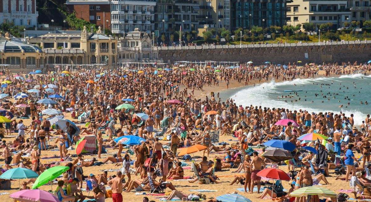  Chulos y prepotentes : los calificativos más frecuentes ante la actitud de los turistas madrileños, según un estudio