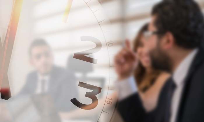 trabajo-hora-reloj-istock.jpg