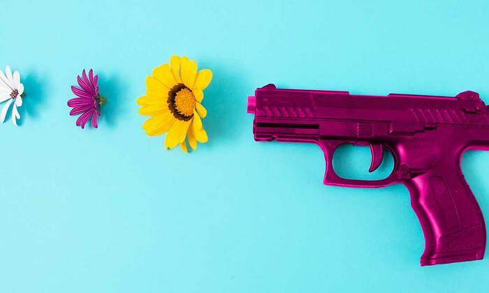 Pistola-flores-Istock-1200.jpg