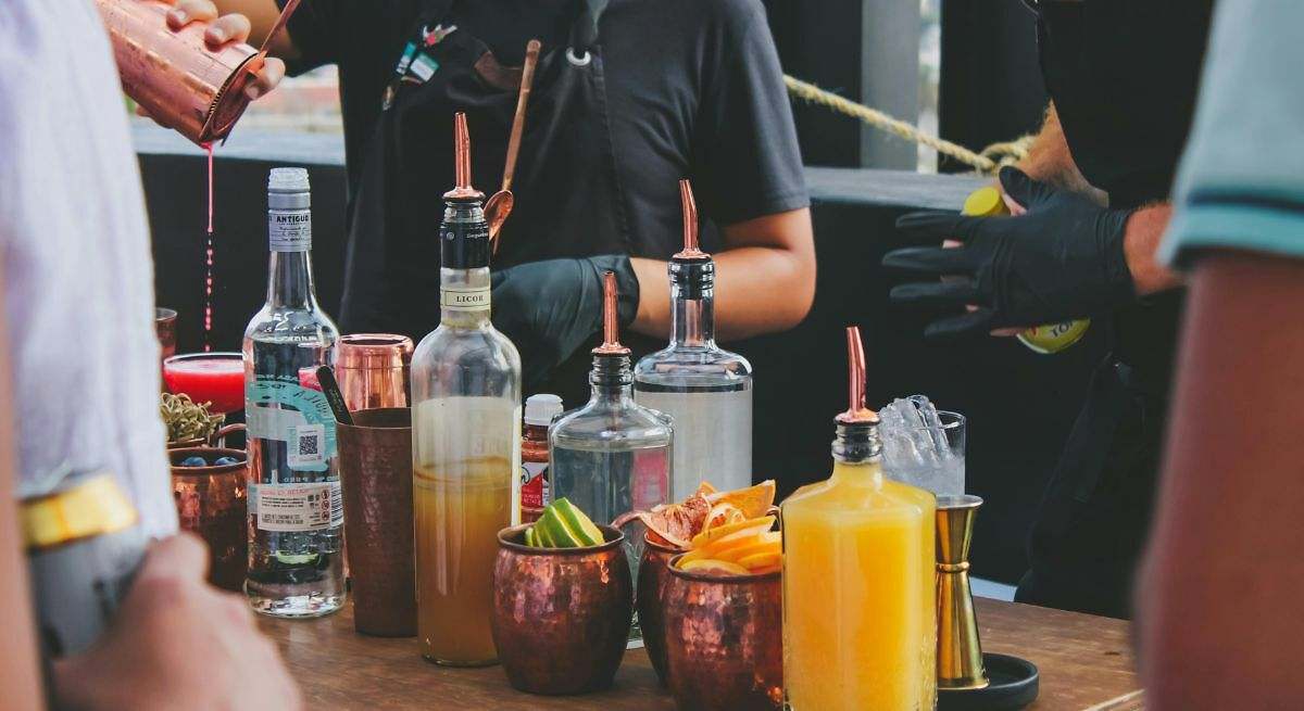 Lo ideal, no consumir alcohol