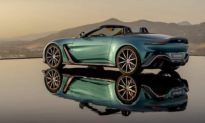 ASTON_VANTAGE_01.jpg
