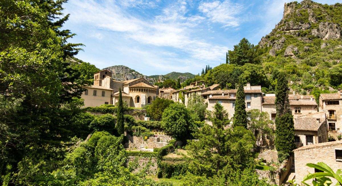 El pequeño pueblo francés de 250 vecinos que recibe 800.000 turistas al año: "Vivimos a su ritmo"