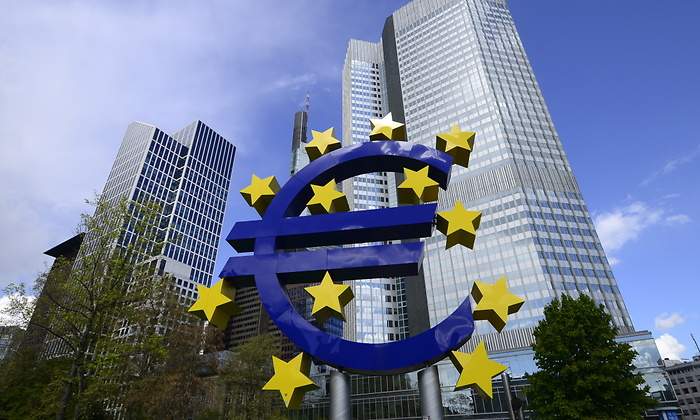 bce-euro-decadencia.jpg