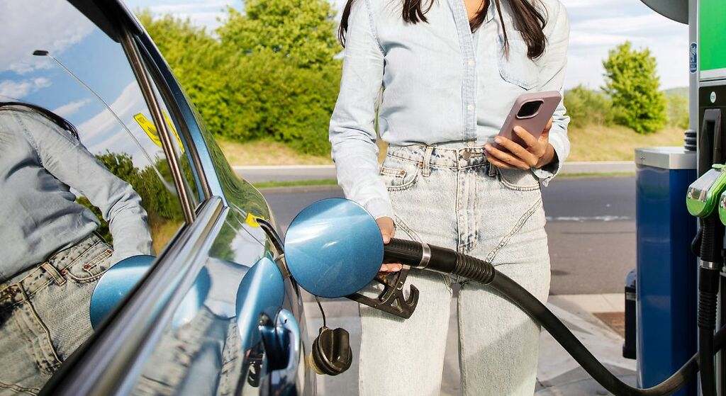 Repostar en la gasolinera con el móvil