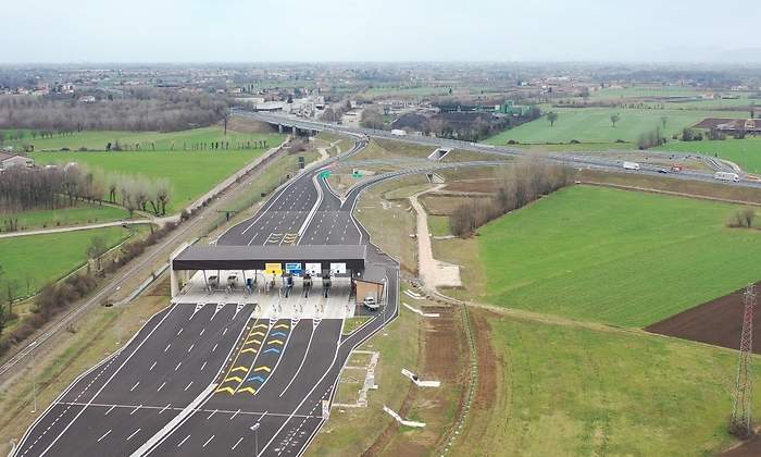 Autopista-Pedemontana-ITalia.jpg