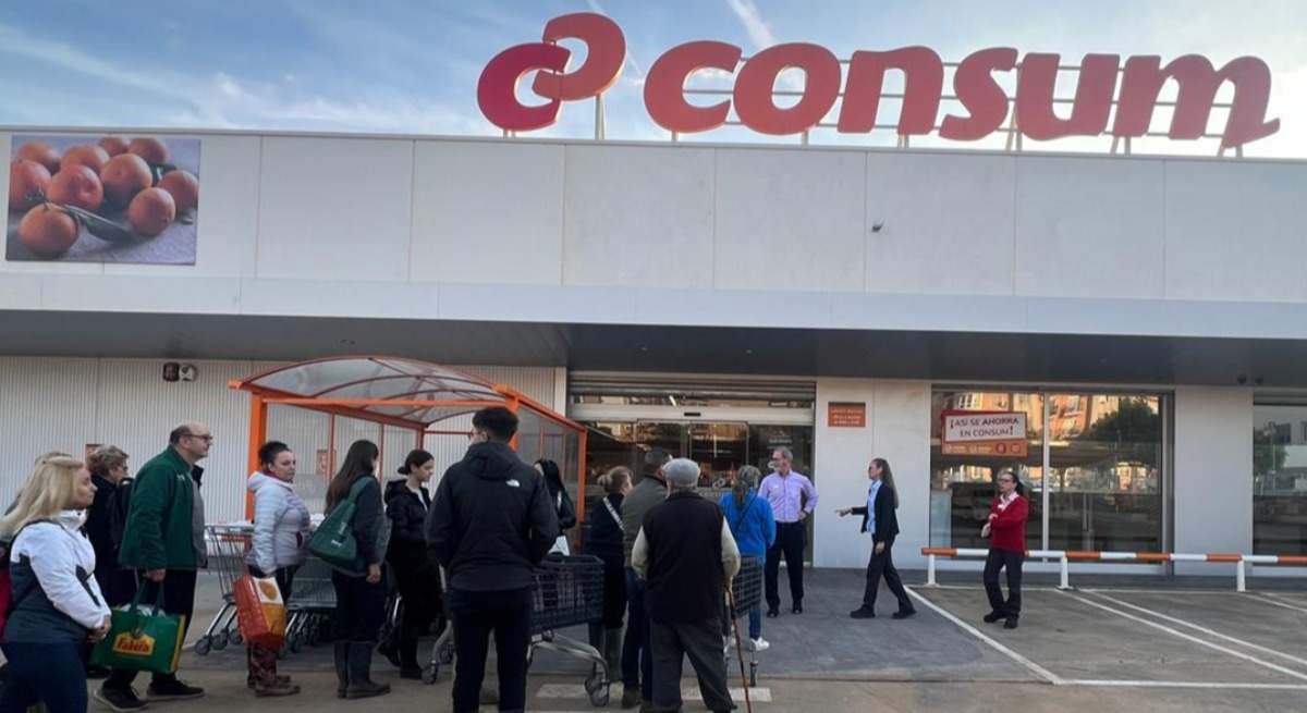 Consum toma medidas drásticas tras el  drama  de la DANA: cerrará las tiendas si hay alerta roja